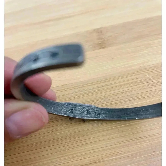 VTG Pewter Dual Hearts Cuff Bracelet Stamped SISK CB16 Unique - Picture 14 of 14